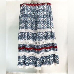 Women long skirt